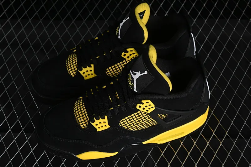 All categories Air Jordan Jordan series basketball shoes Air Jordan 4 foreign trade version Air Jordan 4 "Thunder" AJ4 Joe 4 Thunder replica basketball shoes DH6927-017